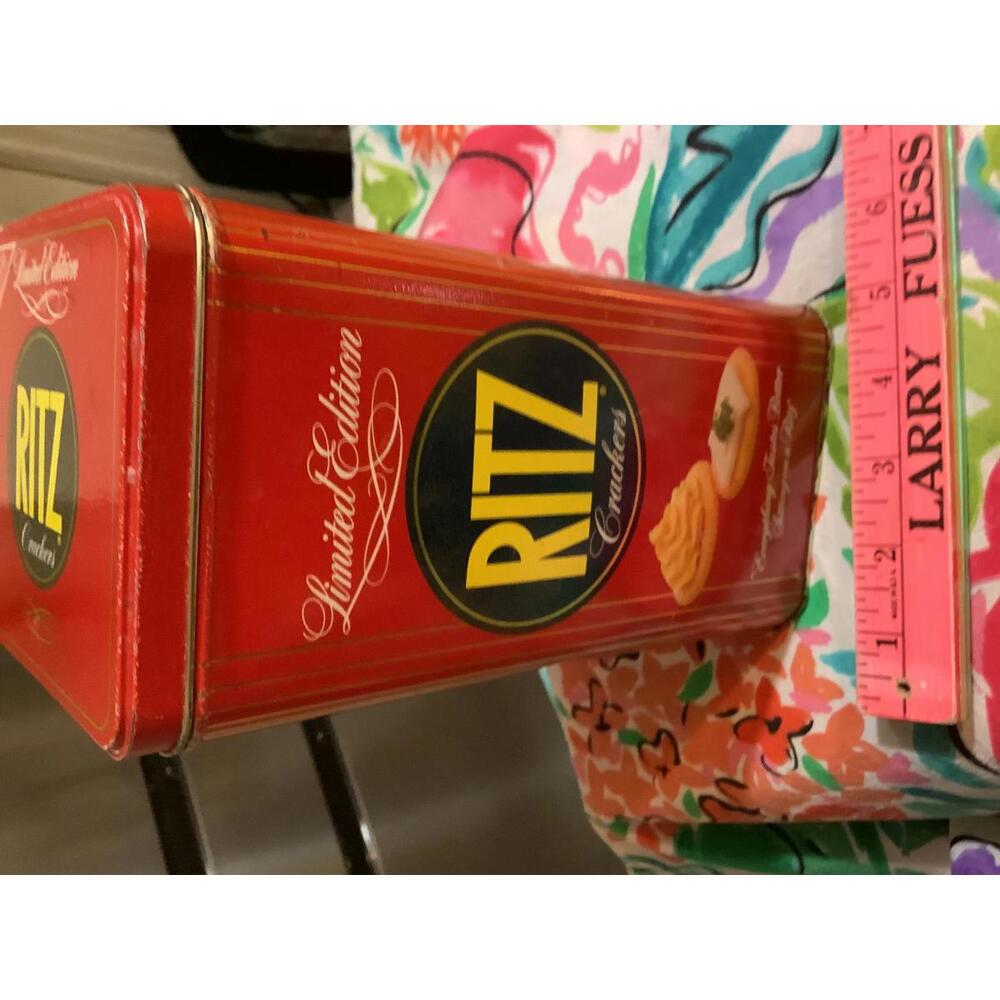 1986 Limited Edition Ritz Crackers Tin - Picture 7 of 9